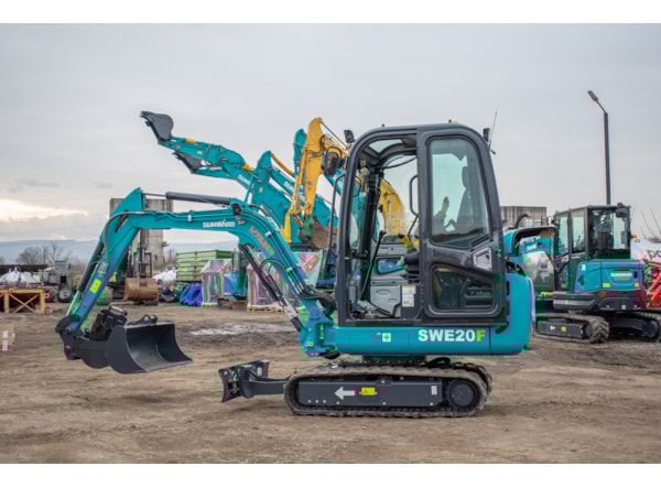 Miniexcavator SUNWARD SWE 20F - PROMOTIE APRILIE  de vanzare